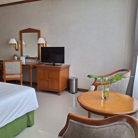 Hotel Sahid Jaya Solo Zewnętrze zdjęcie