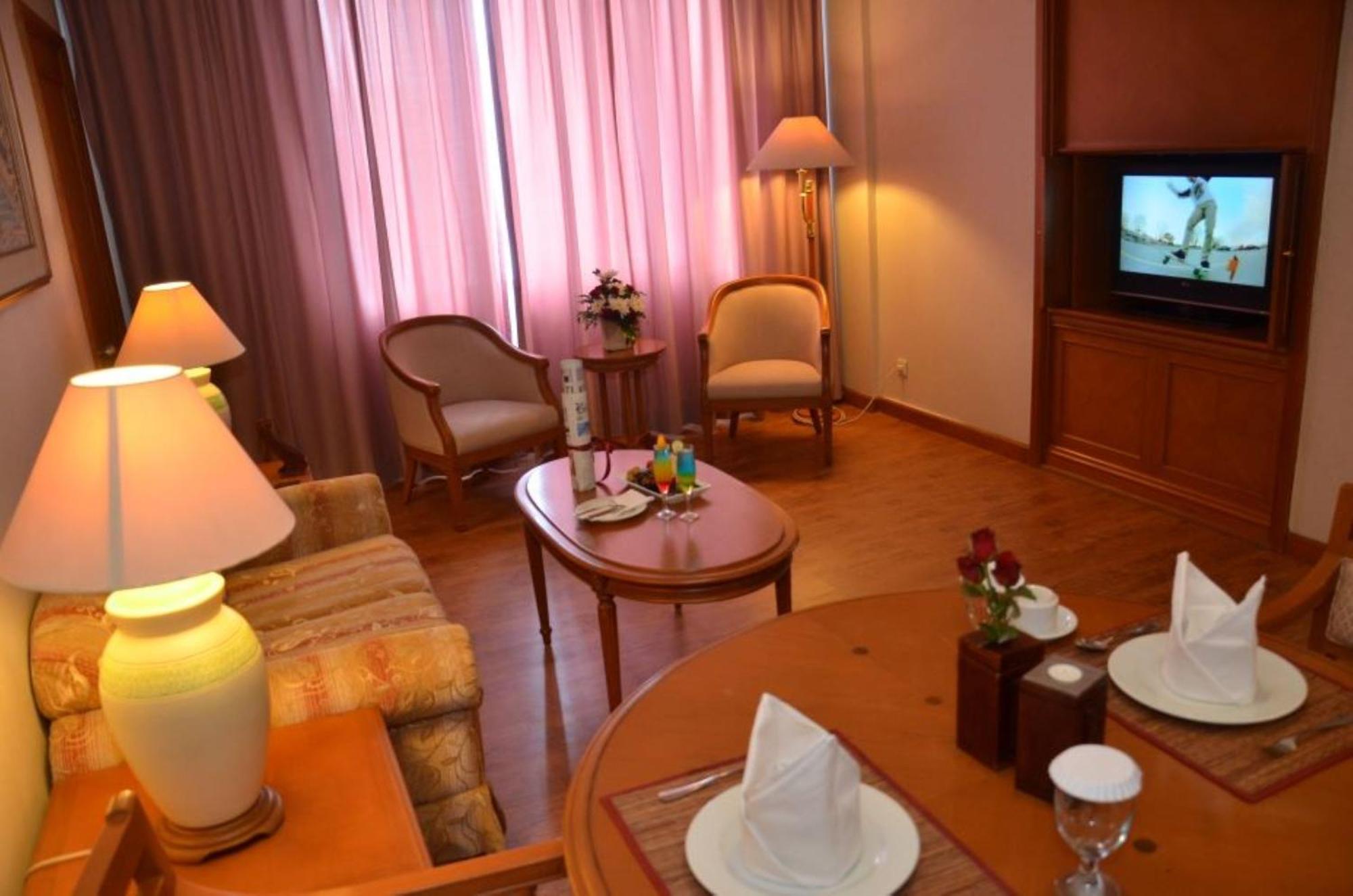 Hotel Sahid Jaya Solo Zewnętrze zdjęcie