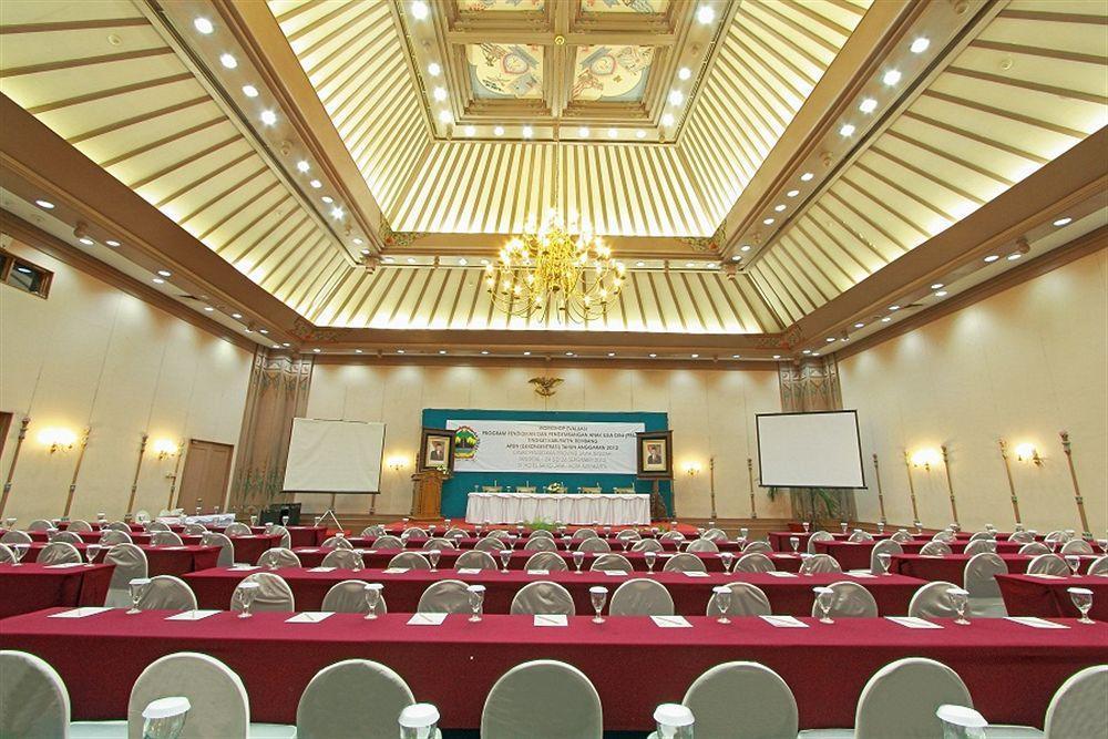 Hotel Sahid Jaya Solo Zewnętrze zdjęcie