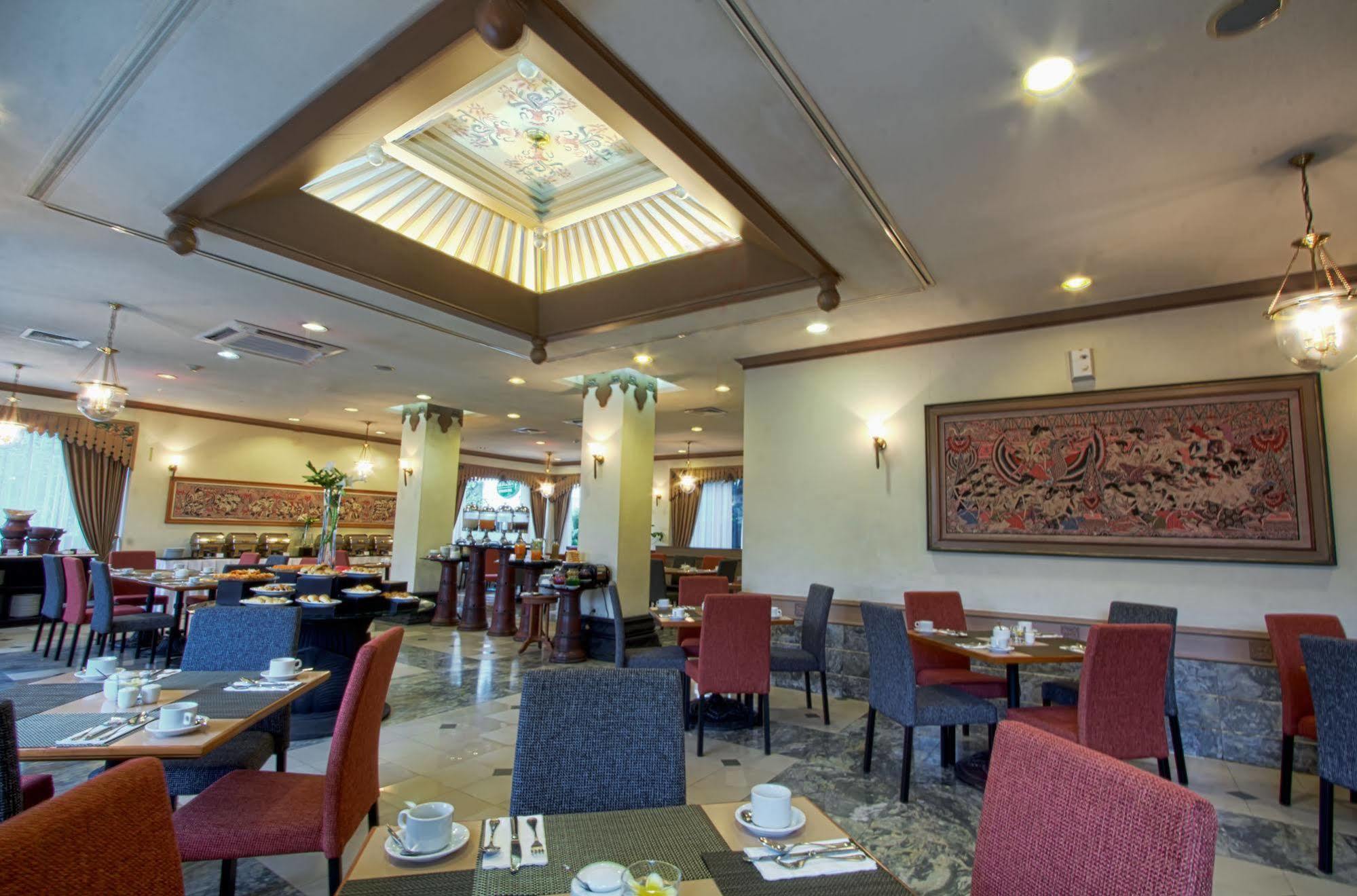 Hotel Sahid Jaya Solo Zewnętrze zdjęcie